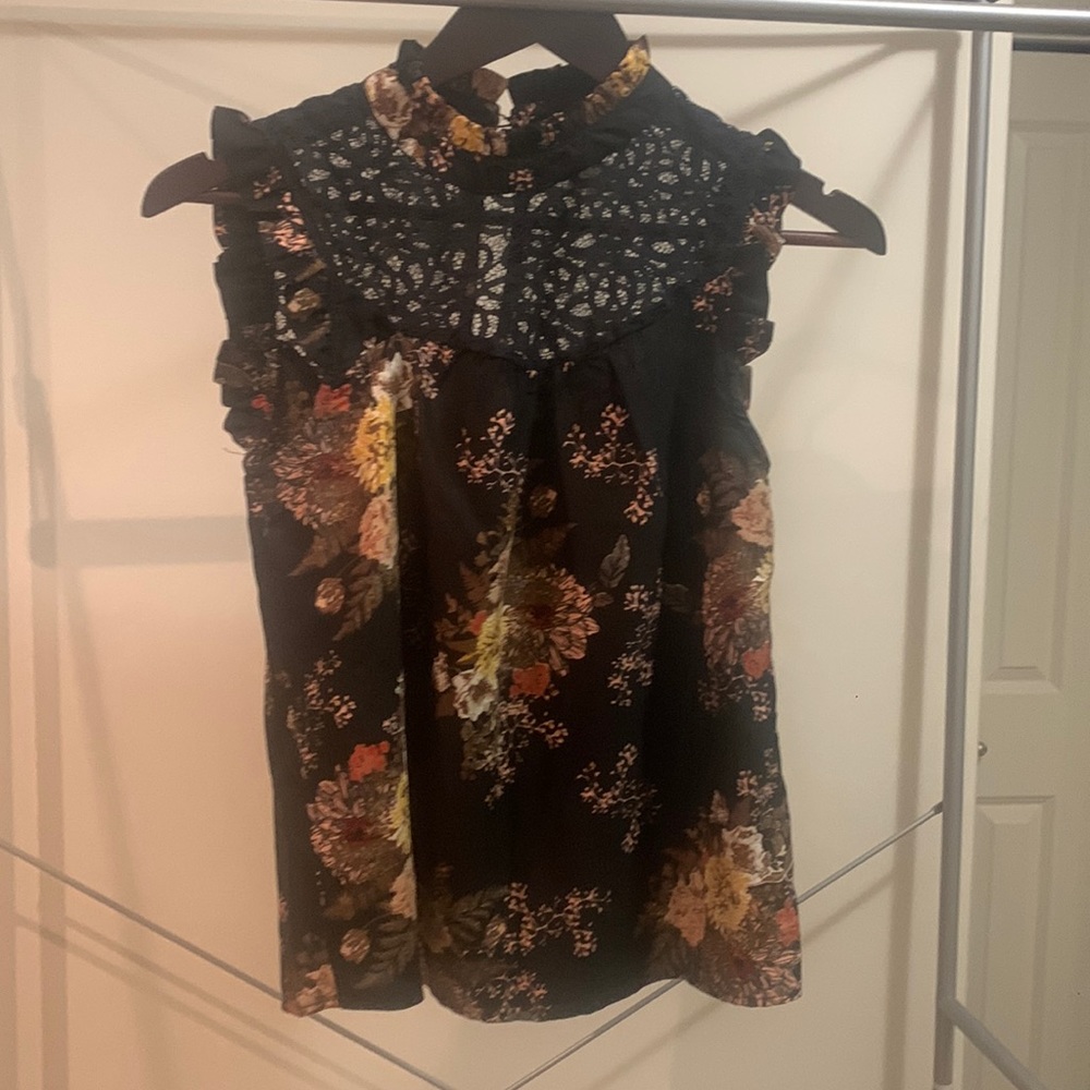 Light weight top